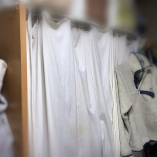 伸縮式クロゼットハンガー