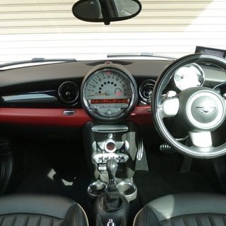 検査2年9月BMWミニクーパーS 高圧ポンプ交換済/175PSターボ/オプションSPORTボタン/ブラックレザー/シートヒーター/ナビ/パドルシフト/HIDの画像