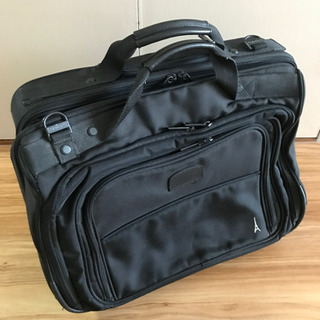 Travelpro スーツケース