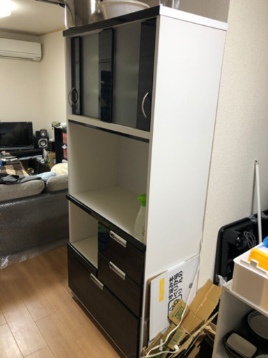食器棚・カップボード