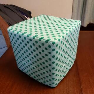 ハンドメイドのイス