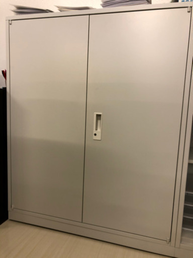 オフィス 棚 ロッカー 鍵付き スチール キャビネット 業務用 書庫 収納庫