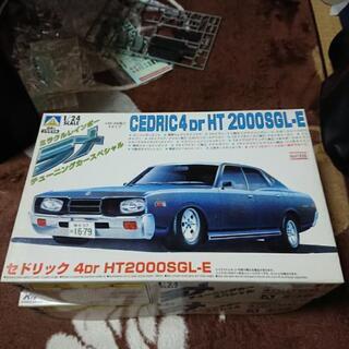 値下げしました！！旧アオシマ製 ラメシリーズ 330セドリック