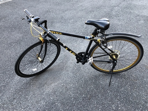 美品】クロスバイクシマノ7段変速【おまけ多数】