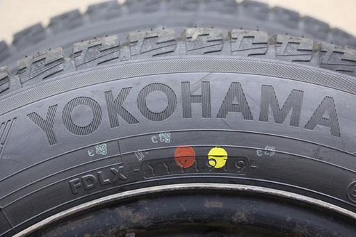 2019年製 185/65R15 ヨコハマ/ice GUARD/88Q IG50 イボあり スタッドレス バリ山 4本 YOKOHAMA アイスガード 15×6JJ 100 4H(T1469wYG)