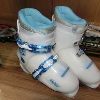 AIR　WALK　スキー板110　ストック　ブーツ22.0㎝の画像