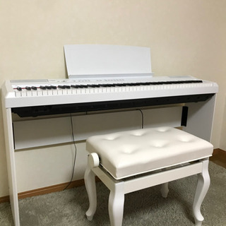 白ピアノ　椅子・スタンド付き 白ピアノ 椅子・スタンド付き