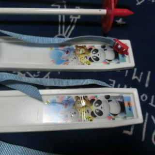 プラスチック　スキー板＆ストック　スノーブーツのまま履けますの画像