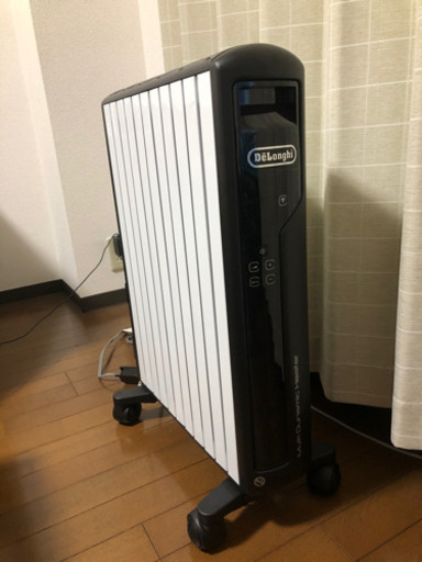 デロンギ　オイルヒーター　尼崎駅近く　引き取り限定