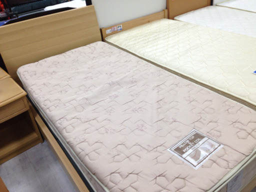 節約 取りに来れる方限定！！ニトリのシングルベッドです！