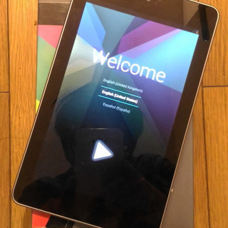 新品　タブレット nexus7 3g+wifi データ通信可能モデル