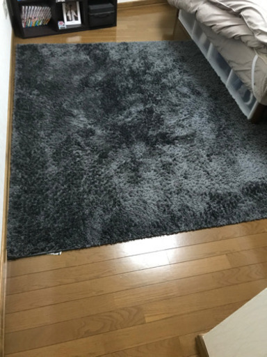 190×190ブラック　ラグ　ジュータン