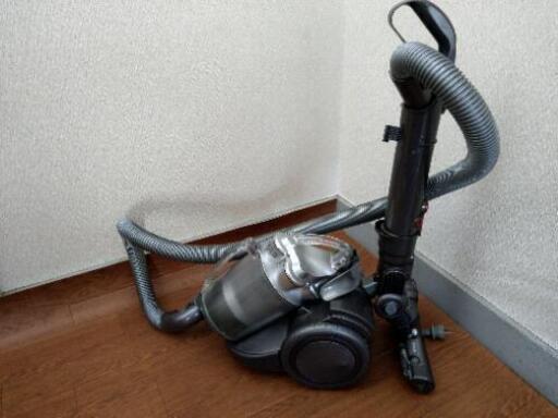 ダイソン　サイクロンクリーナーDC12