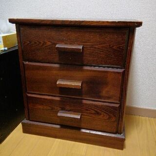 三段引き出し