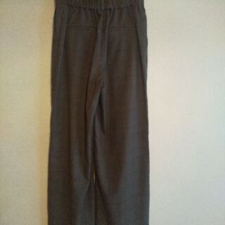 ワイドパンツ　ユニクロ　チェックS　レディースの画像