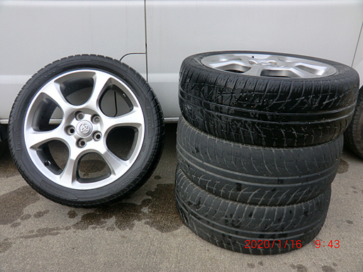 トヨタ純正　スポーツ系車種用　17 X 6 1/2JJ +50 　ピレリP7000 215/45-17　広島発　手渡し可