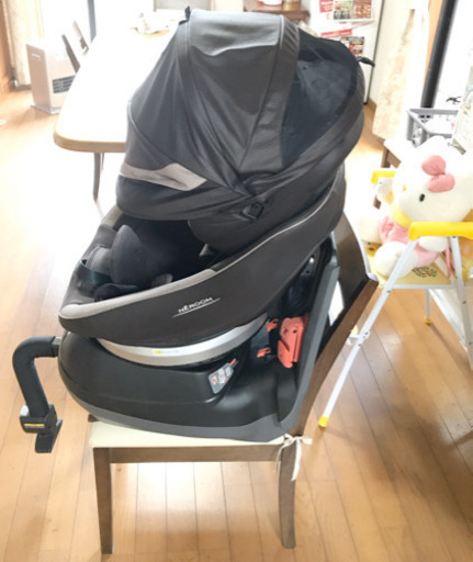 ★Combi  チャイルドシート NC-570