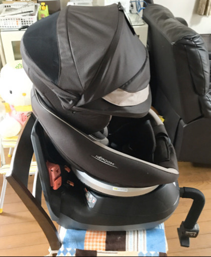 ★Combi  チャイルドシート NC-570