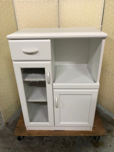 小さめでお洒落なキッチンボード☝️