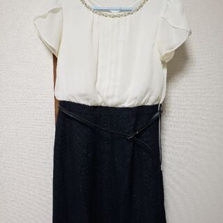 フォーマルスーツ　11号　の画像