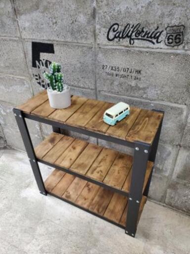 三段シェルフ★地域限定で配送します。