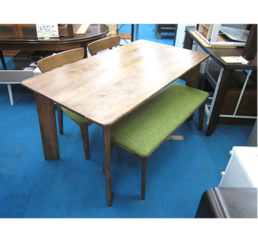 札幌【4人掛けダイニングセット】幅135cm チェア2脚＆ベンチ付き ミドルブラウン＆グリーン テーブルは分解可能 ダイニングテーブルセット 食卓テーブルセット 本郷通店