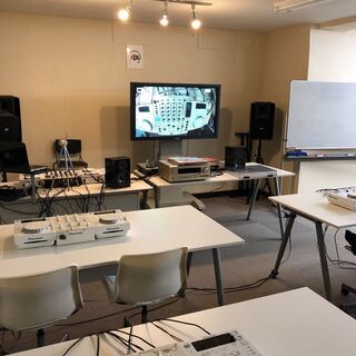 初心者からプロ志望までサポート！！本格的DJスクールIDPSの画像