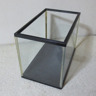 水槽　GEX　21リットル　ガラス製　36cm×22cm×高さ27cmの画像