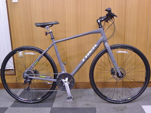 中古クロスバイク TREK 7.4Disc 2015