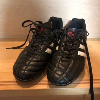 アディダス　サッカースパイク23.0