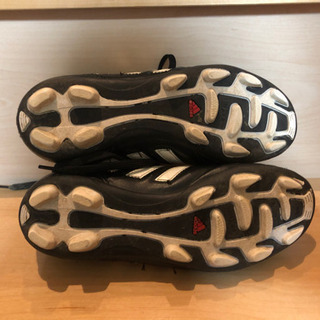 アディダス　サッカースパイク23.0の画像