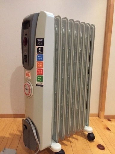 オイルヒーター(8～10畳用) デロンギ(Delonghi) H770812EFSN