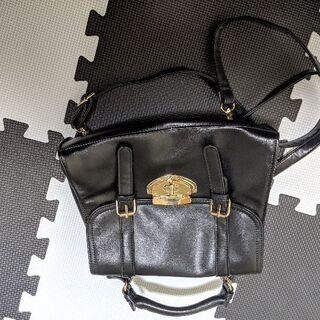 【取りに来て頂ける方限定】CECIL McBEEバックの画像