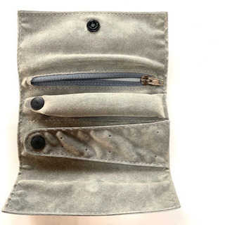 ジュエリーケース　スエード素材の画像