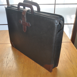 ブリーフケース　HARDI AMIES