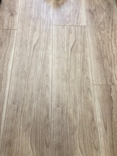 フローリング未開封2箱5000円