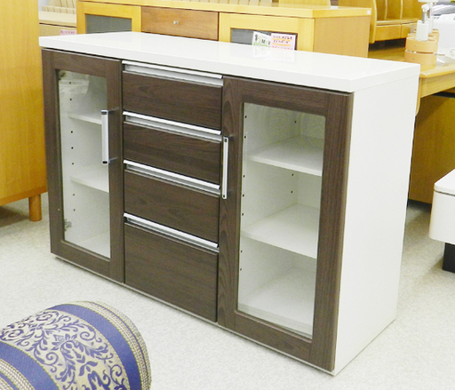 サイドボード 幅120㎝ ガラス扉 引き出し キッチンボード リビング収納 ☆ PayPay(ペイペイ)決済可能 ☆ 札幌市 北区 屯田