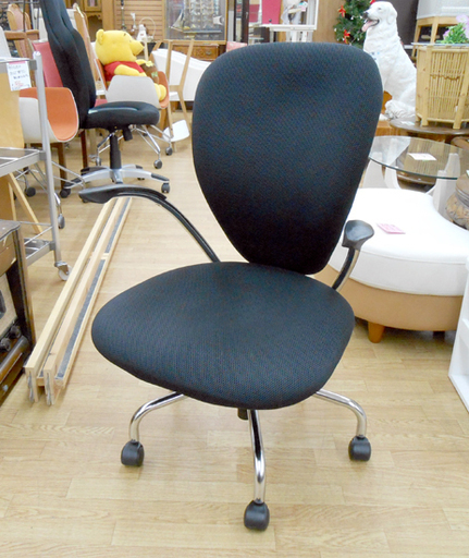 TUNGYU ワークチェア 椅子 キャスター付き 高さ調節可能 イス オフィスチェア 肘付き チェアー 黒  ☆ PayPay(ペイペイ)決済可能 ☆ 札幌市 清田区 平岡