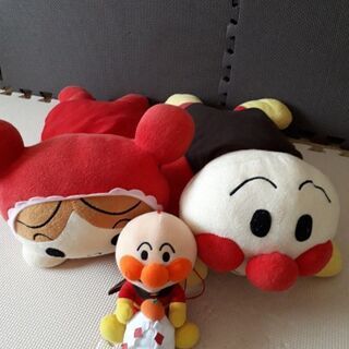 寝具の西川☆アンパンマン、あかちゃんまんの抱き枕　ぬいぐるみ☆2...