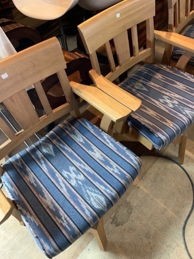 大塚家具　回転椅子　中古　2脚購入は値引きします