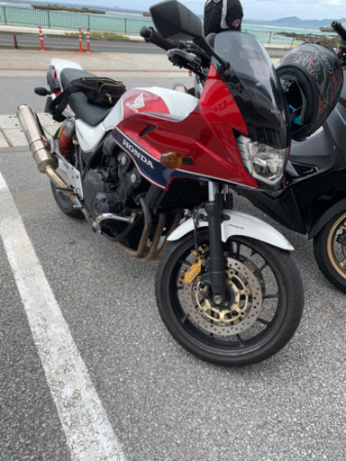 CB400SB スーパーボルドール現行モデル