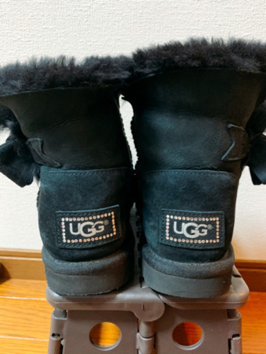 UGGムートンブーツ　JACKEE ジャッキー　黒　スワロフスキー