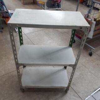 処分価格❗　キャスター付きミニラック