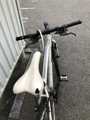 Bianchi カメレオンテ2 2015年モデル　27段変速