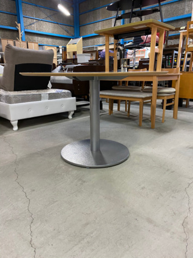 IKEA 丸形テーブル 円卓 BILLSTA