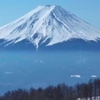 山梨に住んでる人おいで〜
