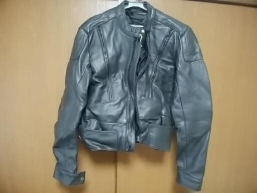 ライダースジャケット