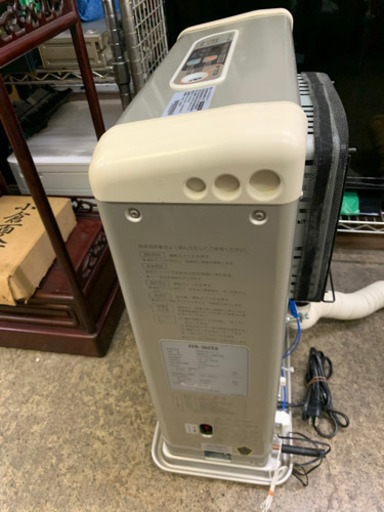 /サンポット◆FF式石油暖房機/FFR-562SX-S1◆ゼータスイング/密閉式◆