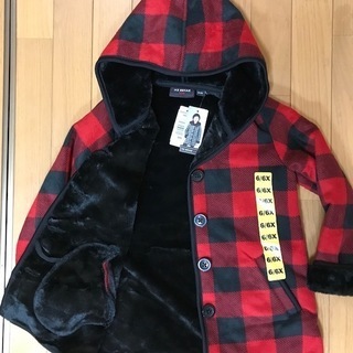 ♪♪新品・未使用　コストコで購入　キッズ冬用カジュアルジャケット...