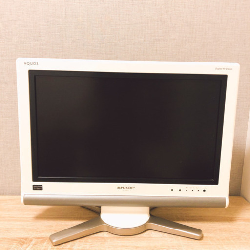 SHARPE 20型　ホワイト　テレビ